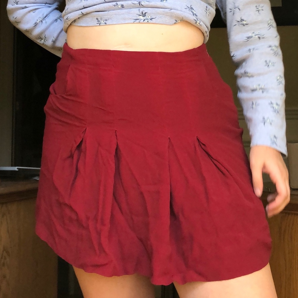cooperative pleated mini skirt with pockets